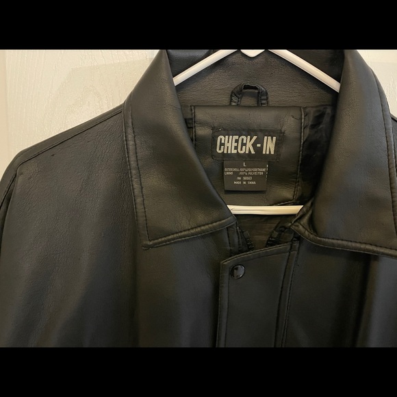Check-In Men’s Black Vegan Leather Jacket - Picture 2 of 12